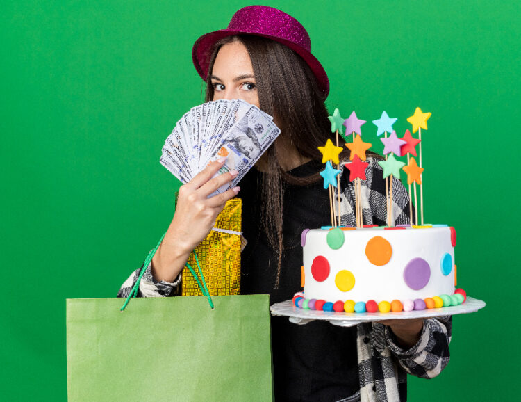 List of 100+ Places Which Gives You Free Stuff On Your Birthday!